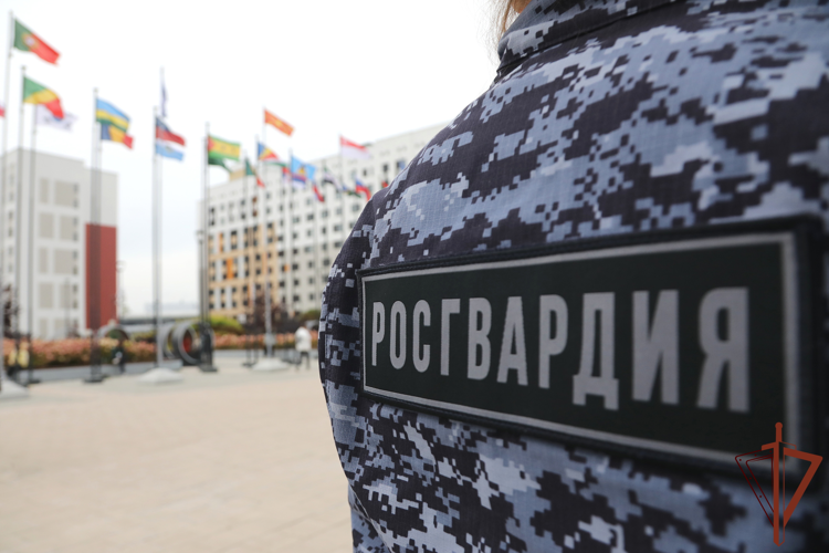 В Уральском округе Росгвардии подвели итоги обеспечения безопасности Международного молодежного фестиваля (видео)