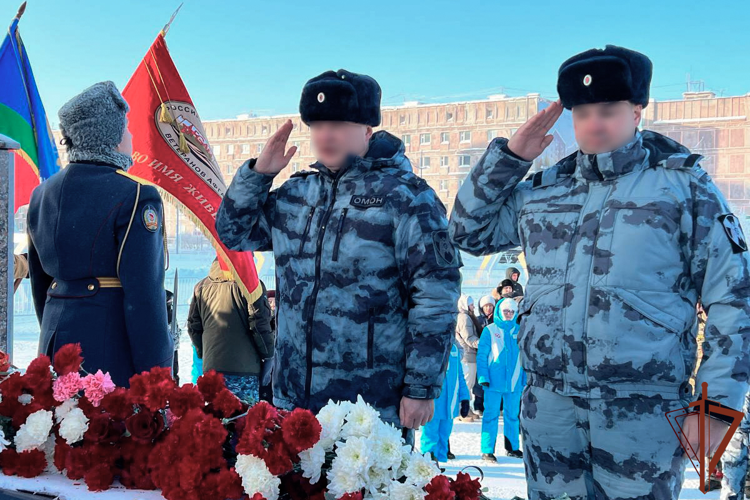 На Урале росгвардейцы почтили память воинов-интернационалистов