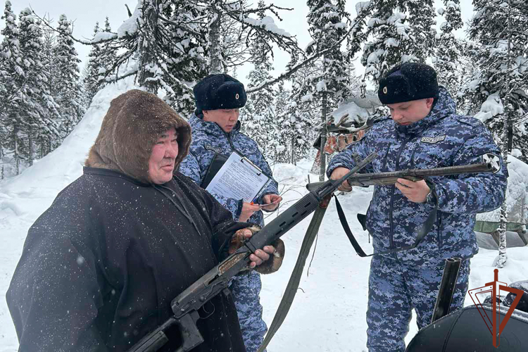 Профилактические мероприятия в сфере оборота гражданского оружия проходят в Уральском округе Росгвардии (ВИДЕО)