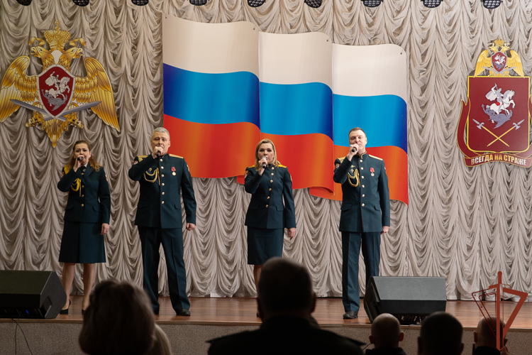 В Екатеринбурге определили победителей окружного этапа смотра-конкурса Росгвардии «Солдаты антитеррора»