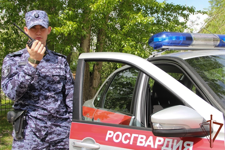 Росгвардейцы обеспечили безопасность крупных массовых мероприятий на Урале