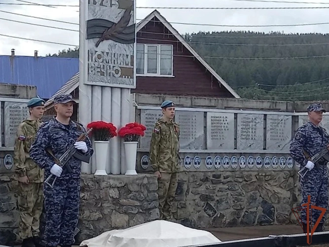 Росгвардейцы провели патриотические и профилактические мероприятия для молодежи