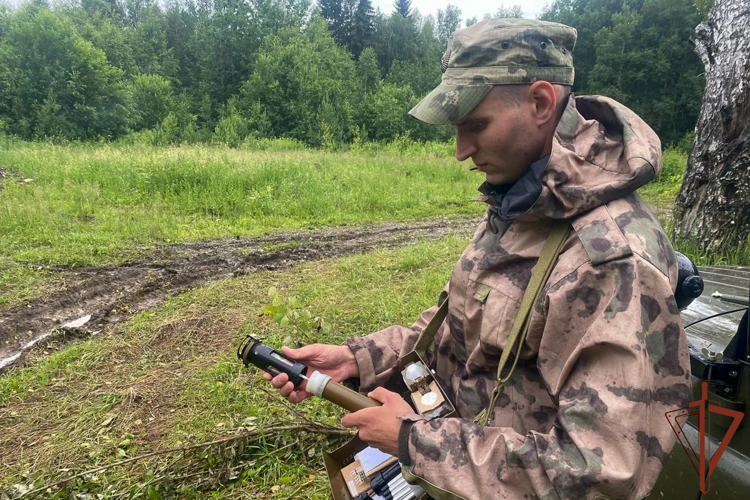 В Уральском округе Росгвардии завершился учебно-методический сбор с подразделениями радиационной, химической и биологической защиты
