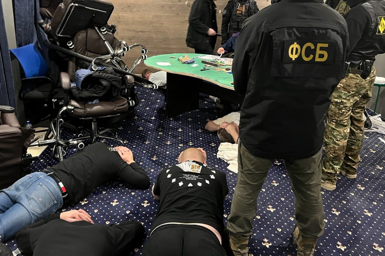 В Магнитогорске при участии Росгвардии пресечена деятельность подпольных игорных заведений (видео)