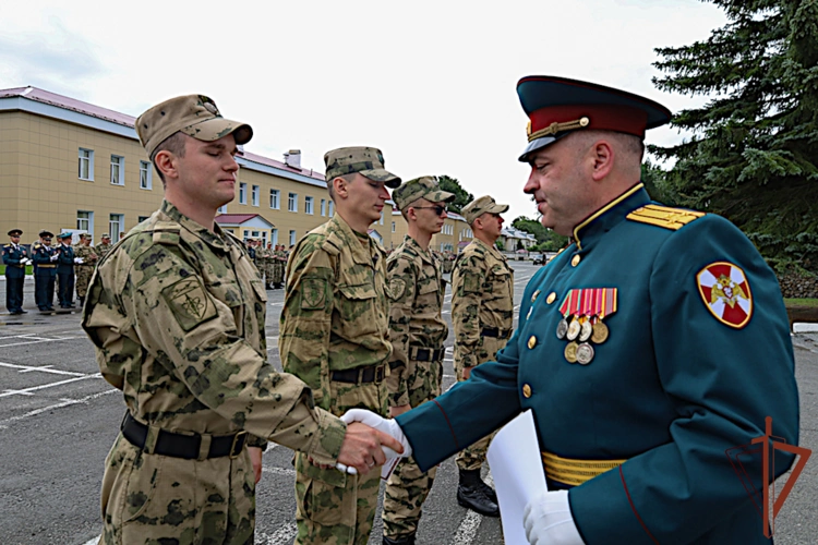 В Свердловской области состоялись торжественные мероприятия к 78-й годовщине образования воинской части Уральского округа Росгвардии