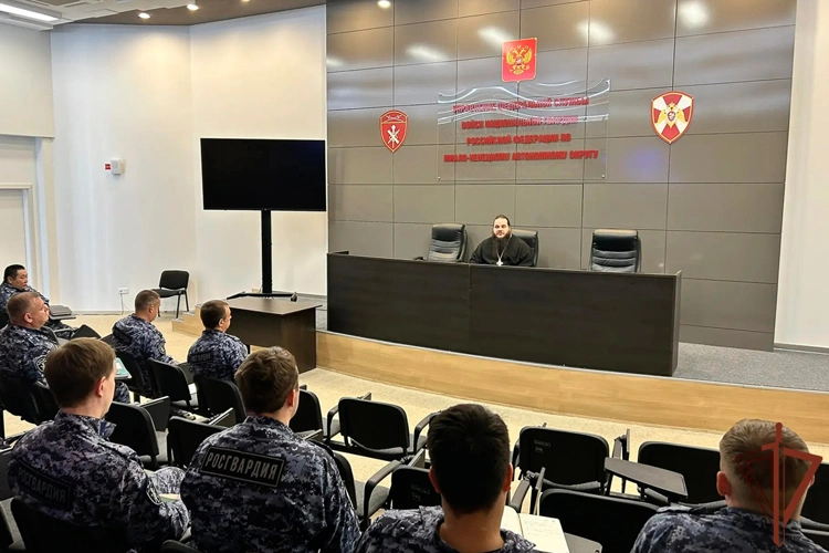 В Уральском округе Росгвардии отметили День семьи, любви и верности (видео)