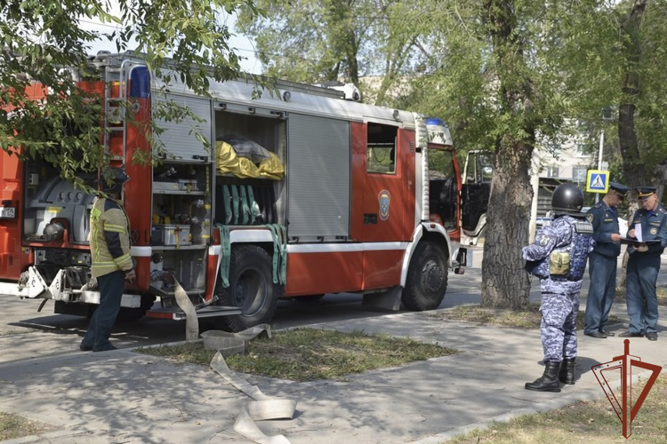 Подразделения Росгвардии приняли участие во всероссийских антитеррористических учениях в образовательных организациях Урала