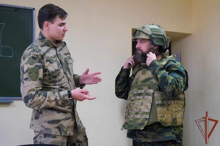 В Уральском округе Росгвардии состоялся учебно-методический сбор священнослужителей, окормляющих подразделения ведомства