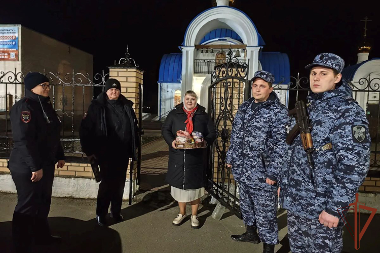 Росгвардейцы обеспечили безопасность пасхальных торжеств и крупных спортивных мероприятий на Урале