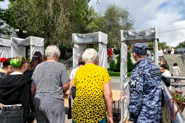 Росгвардия обеспечила безопасность крупных фестивалей и праздников на Урале в минувшие выходные