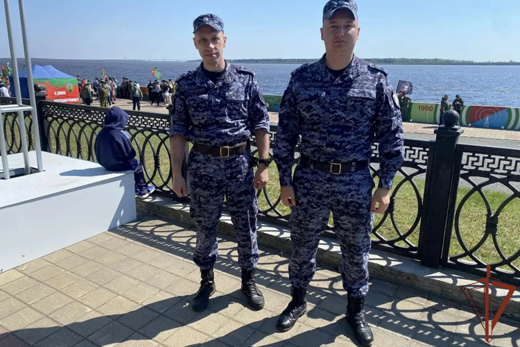 На Урале росгвардейцы обеспечили безопасность в День пограничника