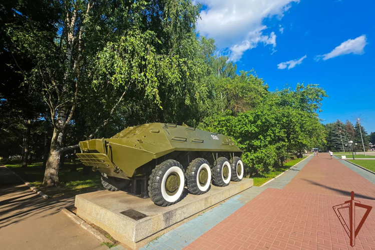 Росгвардейцы отреставрировали выставочную военную технику в Центральном парке Йошкар-Олы