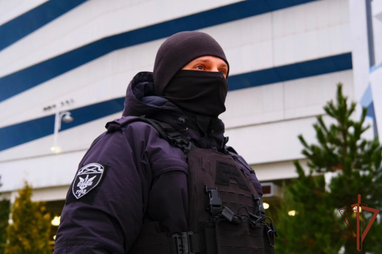 ОМОН Росгвардии обеспечил силовую поддержку в проведении оперативно-профилактического мероприятия «Нелегал-2026» в Калининградской области (видео)