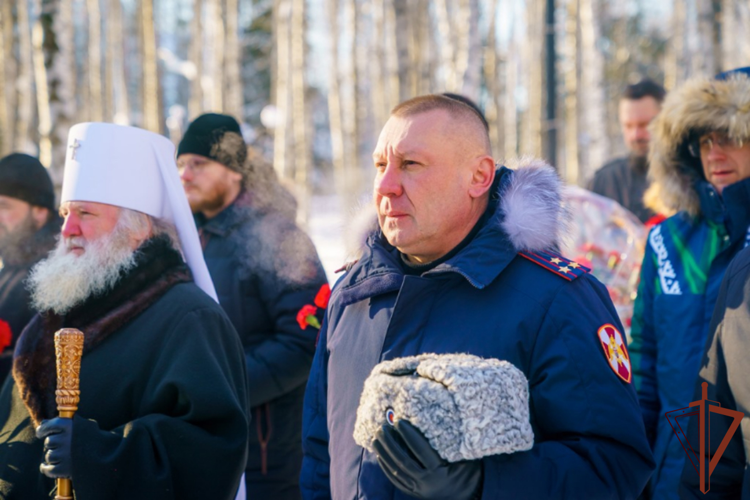В День защитника Отечества в Уральском округе Росгвардии прошли памятные мероприятия