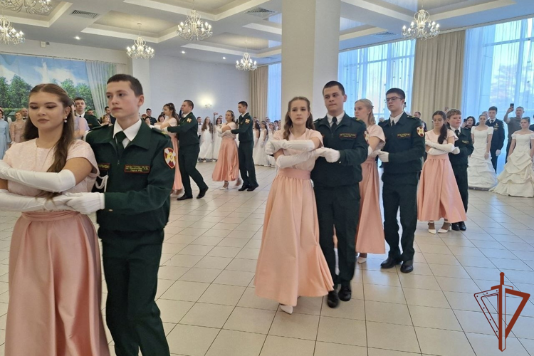 В регионах Сибири прошёл комплекс мероприятий в преддверии 10-летия Росгвардии и 215-летия войск правопорядка