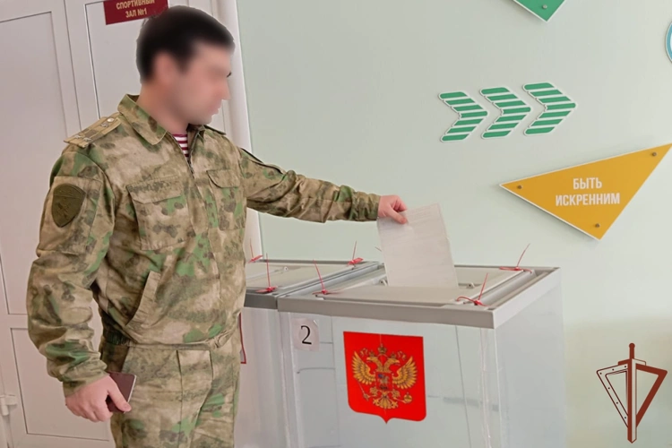 Уральский округ Росгвардии принимает участие в Едином дне голосования (видео)