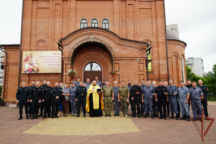 В День Крещения Руси и памяти святого равноапостольного великого князя Владимира, небесного покровителя Росгвардии, в Центральной России состоялись духовно-просветительские мероприятия