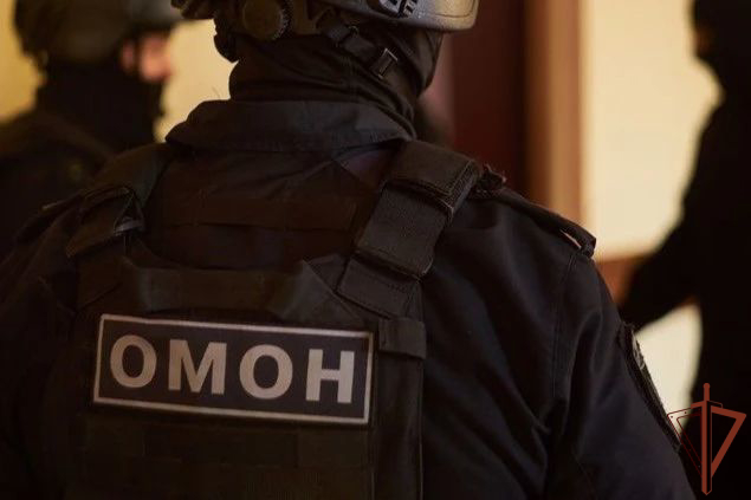 При содействии спецназа Росгвардии в Курской области пресечена деятельность салонов по оказанию интимных услуг