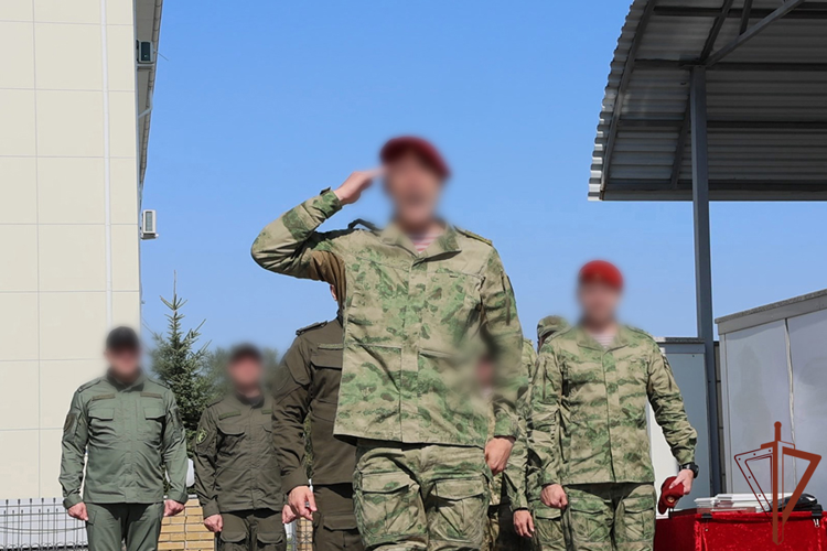 На Дальнем Востоке военнослужащие спецназа Росгвардии приняли участие в испытаниях на право ношения крапового берета