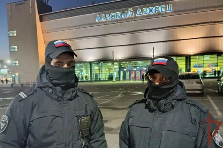 В Череповце росгвардейцы обеспечили безопасность матча КХЛ