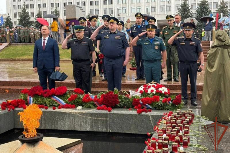 В Приволжье росгвардейцы приняли участие в мероприятиях ко Дню памяти и скорби