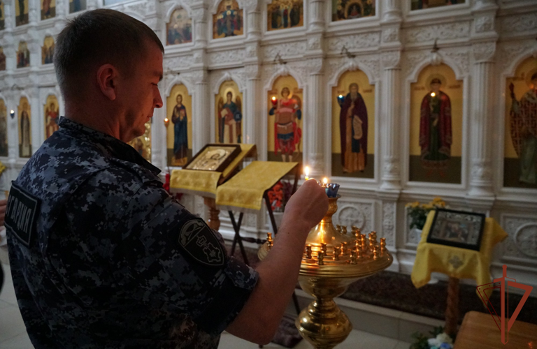 В День Крещения Руси и памяти святого равноапостольного великого князя Владимира, небесного покровителя Росгвардии, в Центральной России состоялись духовно-просветительские мероприятия