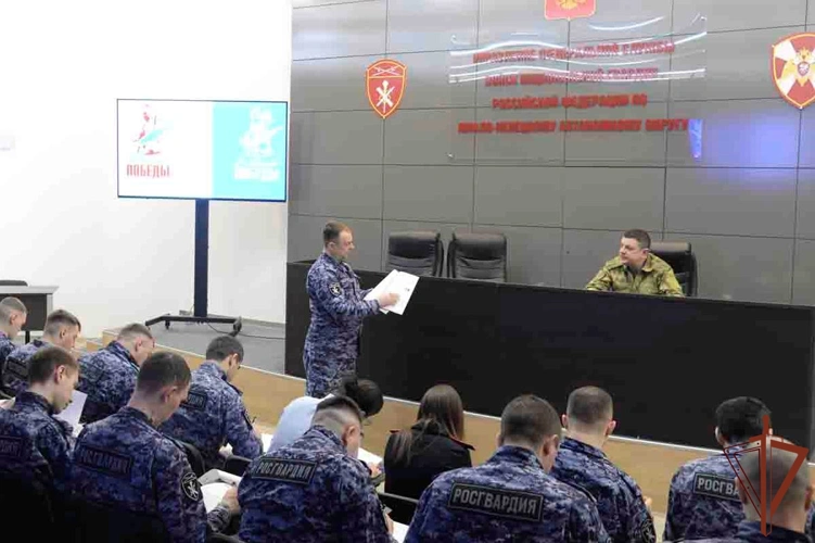 Личный состав Уральского округа Росгвардии принял участие в международной акции «Диктант Победы»