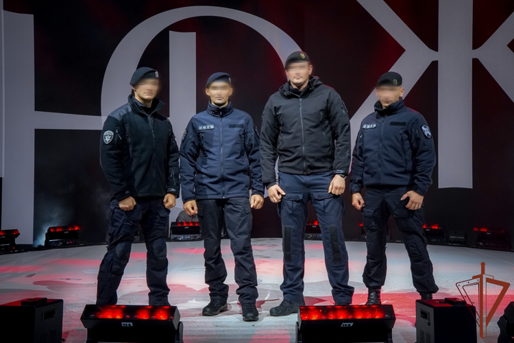 В Санкт-Петербурге росгвардейцы приняли участие в церемонии открытия X Международных соревнований по практической стрельбе «Вечно живые»