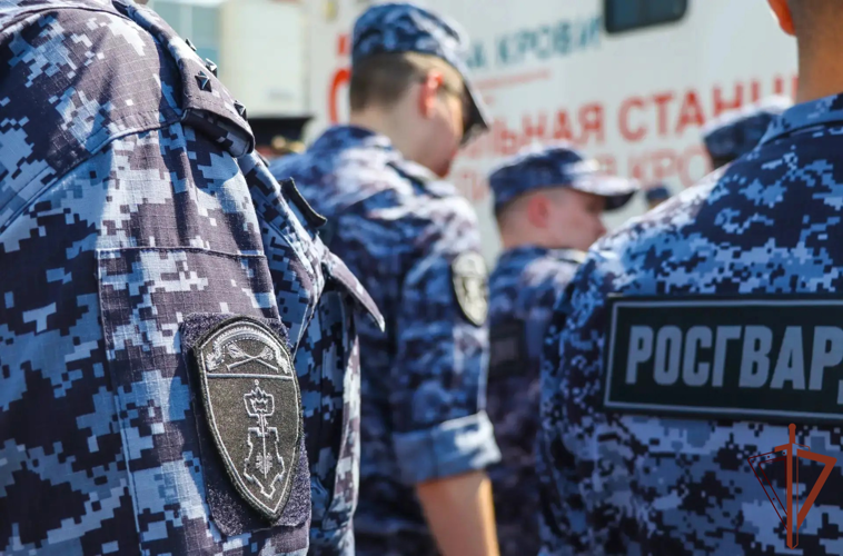 В Москве росгвардейцы приняли участие в донорской акции «От сердца к сердцу» 