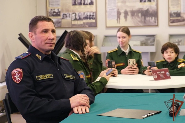 В Курске подшефные воспитанники Росгвардии приняли участие в онлайн-турнире городов «Сила в Единстве»