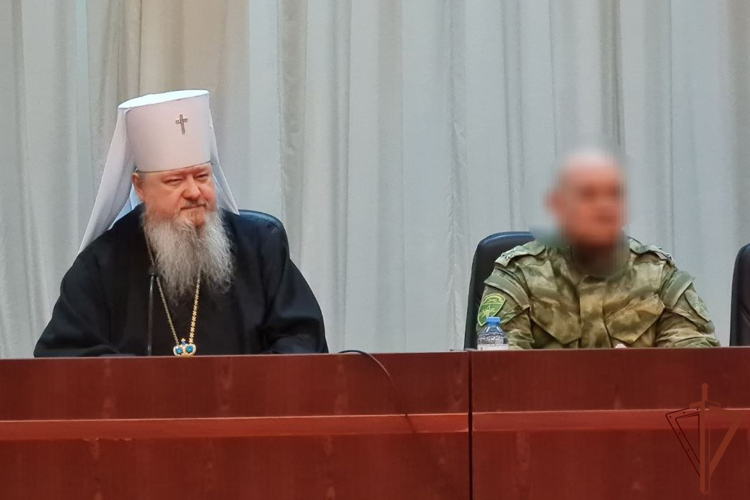 Митрополит Архангельский и Холмогорский Корнилий посетил отряд Северо-Западного округа Росгвардии