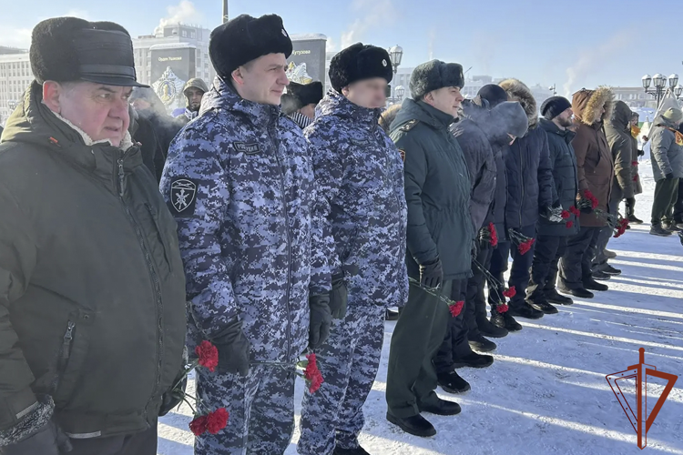 В День защитника Отечества в Уральском округе Росгвардии прошли памятные мероприятия