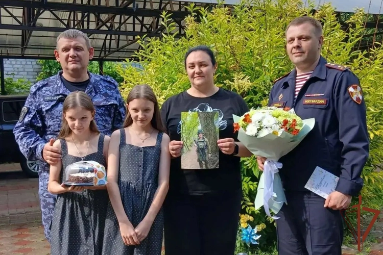 В Центральном округе Росгвардии прошли мероприятия, посвящённые Дню семьи, любви и верности