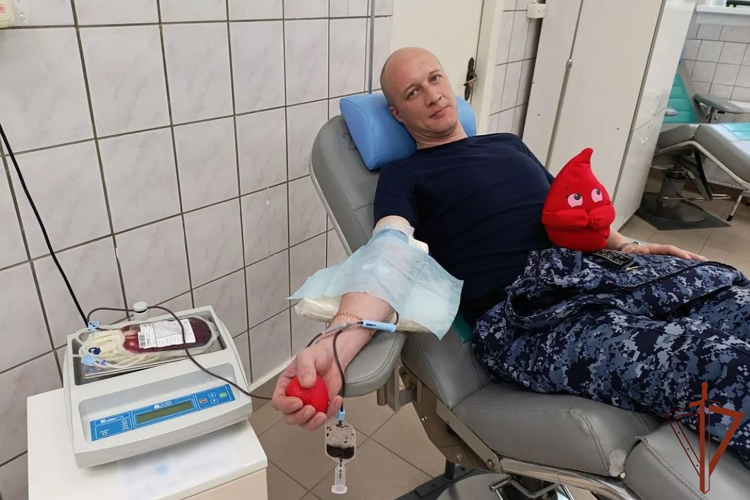 Росгвардия участвует во всероссийской донорской акции «От сердца к сердцу» в регионах Урала
