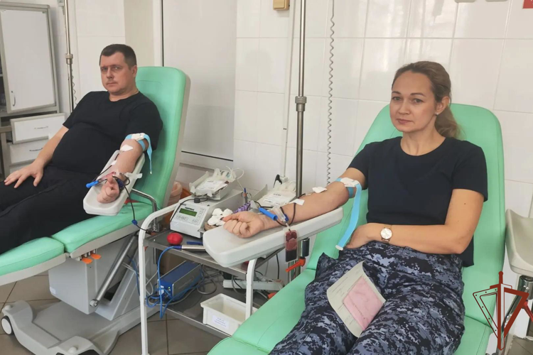 В Мордовии росгвардейцы пополнили региональный банк крови