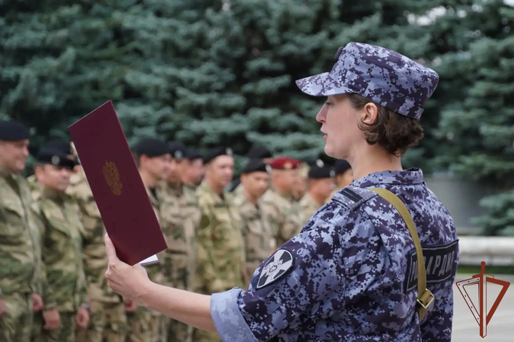 Управление Росгвардии по Саратовской области пополнилось новыми сотрудниками и автомобилями (видео)