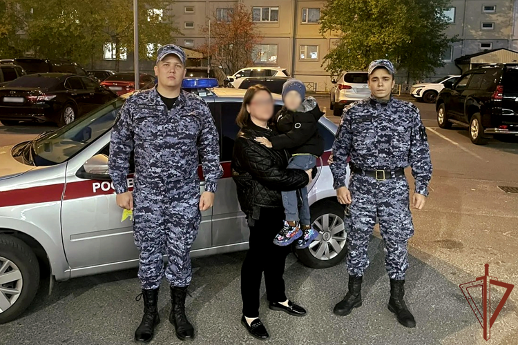 Патруль Росгвардии разыскал потерявшегося ребенка в Югре