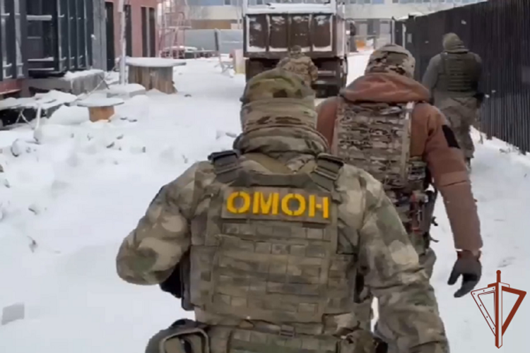 На Сахалине ОМОН Росгвардии оказали содействие в мероприятиях по контролю миграционного законодательства