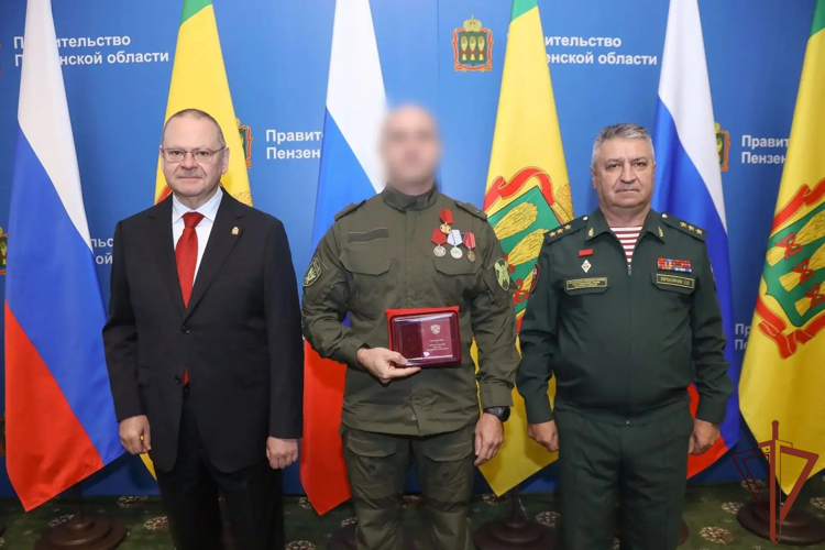 Командующий Приволжским округом Росгвардии представил губернатору Пензенской области начальника регионального управления (видео)