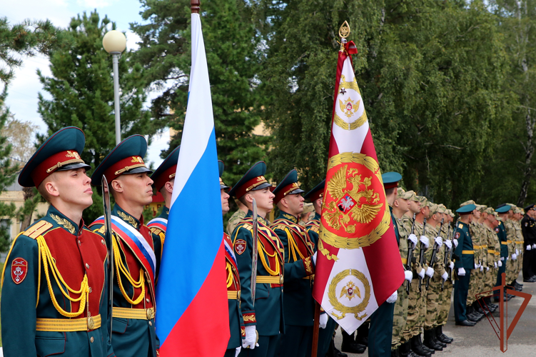 Озерское соединение Уральского округа Росгвардии отметило 75-летний юбилей