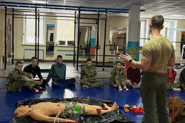 Патриотические мероприятия в рамках ведомственной акции «Неделя мужества» прошли в Сибирском округе Росгвардии
