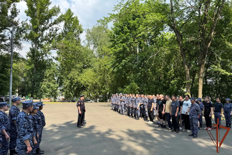 В Москве росгвардейцы провели совместную противопожарную тренировку с МЧС