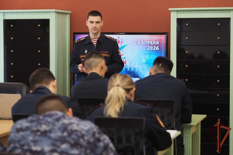 В Приволжье росгвардейцы написали «Диктант Победы» (видео)