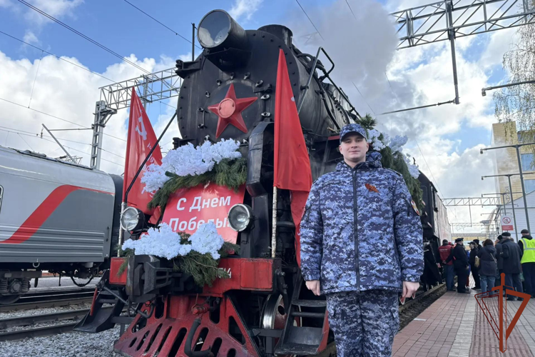 В Башкортостане росгвардейцы приняли участие в обеспечении безопасности передвижной выставки «Поезд Победы» (видео)