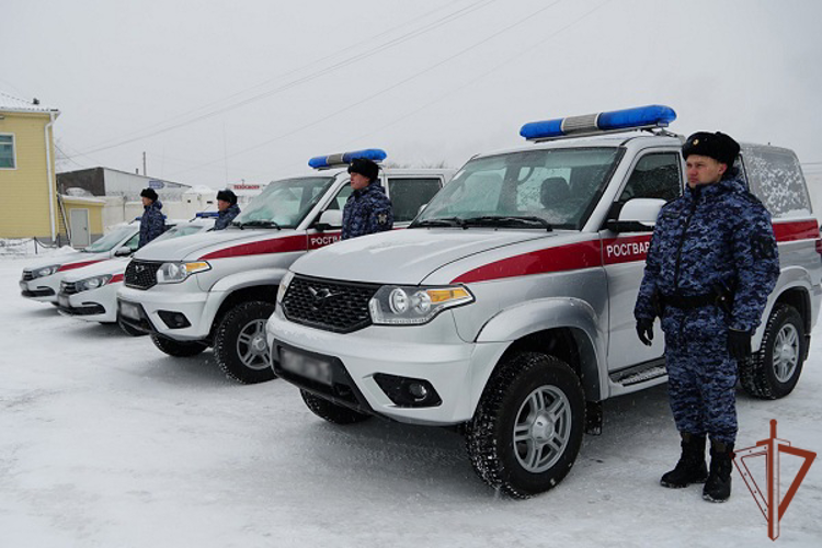 В Бурятии росгвардейцы получили новые служебные автомобили