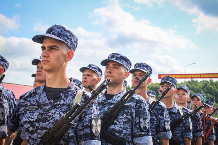 В воинских частях Северо-Западного округа Росгвардии состоялись ритуалы принятия Военной присяги (видео)