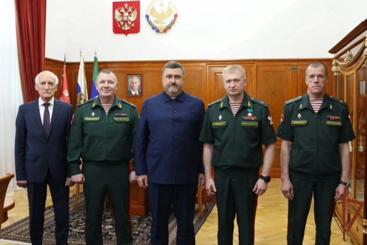 Врио командующего Северо-Кавказским округом Росгвардии встретился с врио главы Республики Дагестан