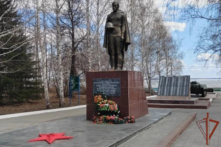 Росгвардейцы в Сибири присоединились к ведомственной акции «На страже памяти»