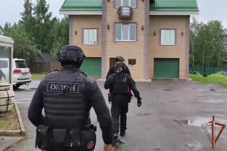 В Ленинградской области при содействии ОМОН Росгвардии пресечена деятельность подпольного рыбного производства