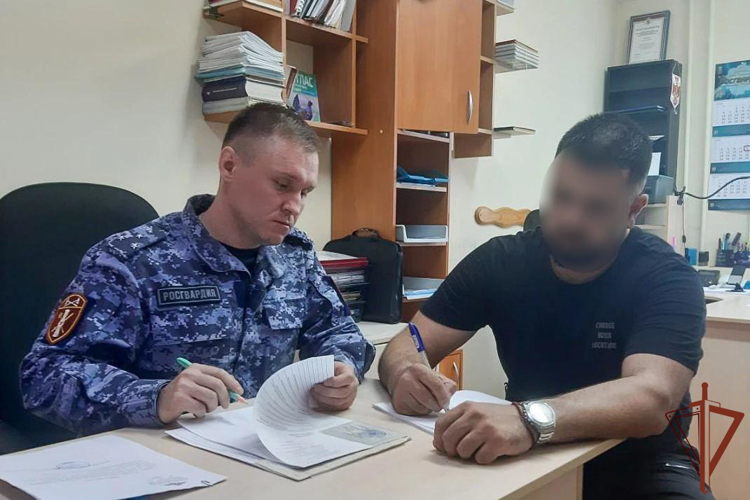 В Управлении Росгвардии по Чувашии состоялась передача партии охотничьего оружия в зону СВО
